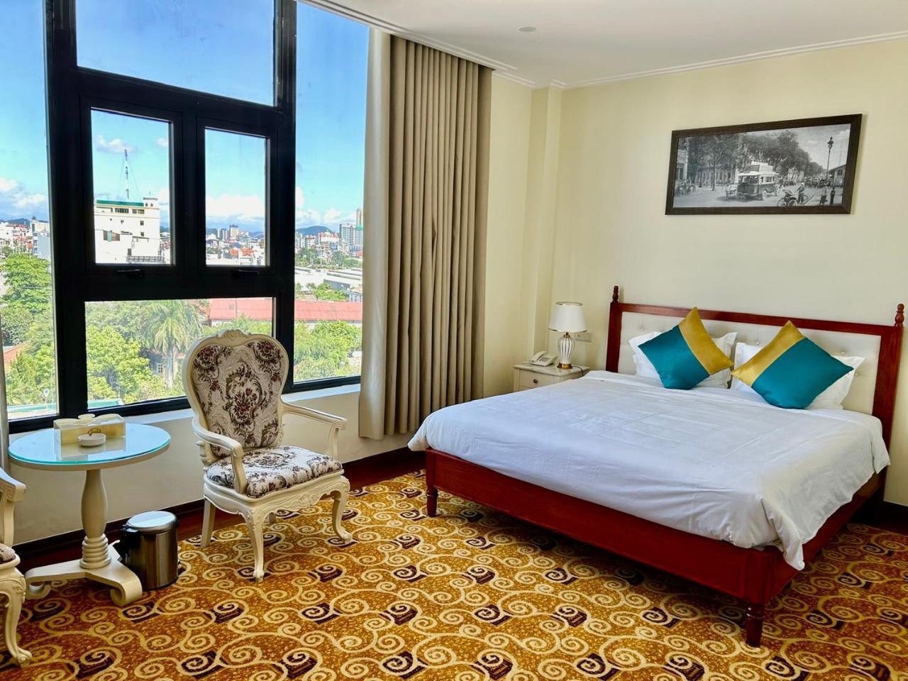 Khach San Sa Chi - Mong Cai Hotel ภายนอก รูปภาพ