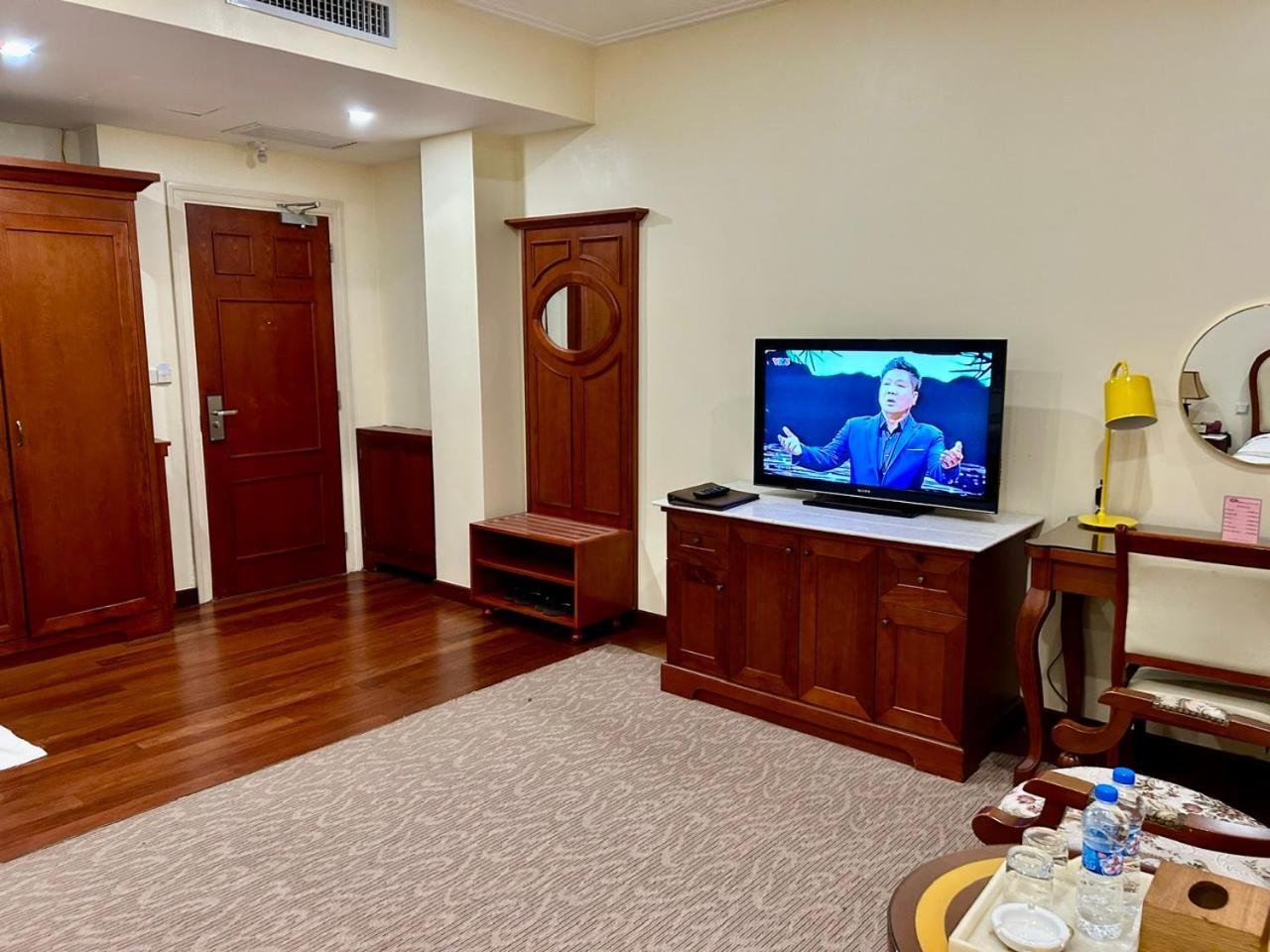 Khach San Sa Chi - Mong Cai Hotel ภายนอก รูปภาพ
