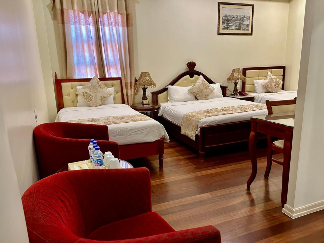 Khach San Sa Chi - Mong Cai Hotel ภายนอก รูปภาพ