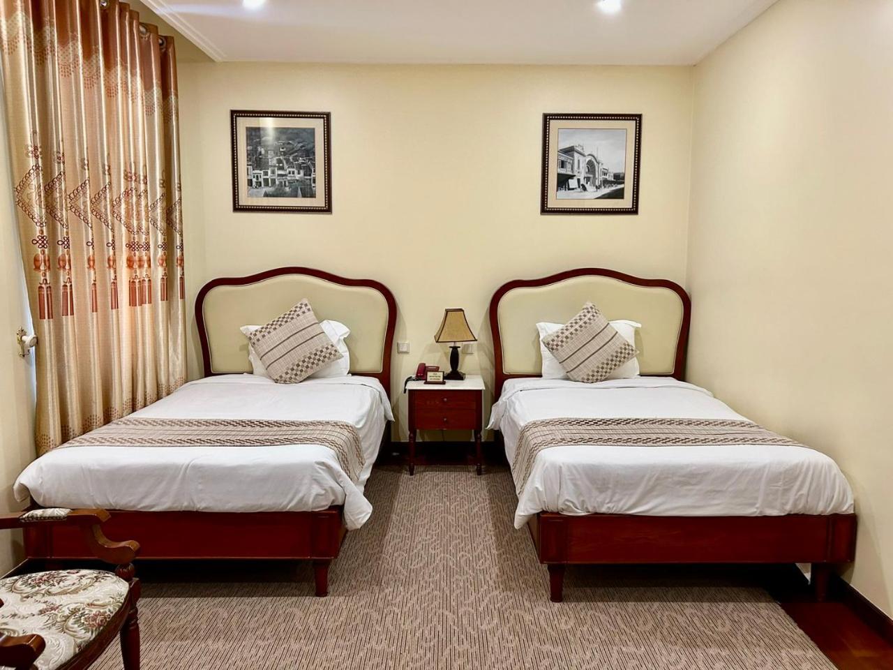 Khach San Sa Chi - Mong Cai Hotel ภายนอก รูปภาพ
